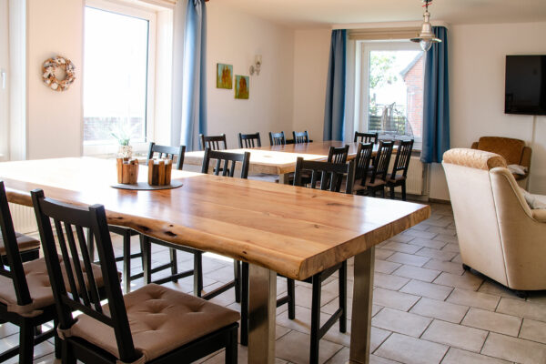 Deichhaus-Esszimmer-1